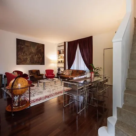 Апартаменты Spiga Duplex By Montenapoleone Living Милан