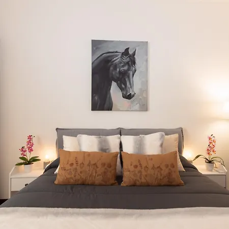 Апартаменты Spiga Duplex By Montenapoleone Living
